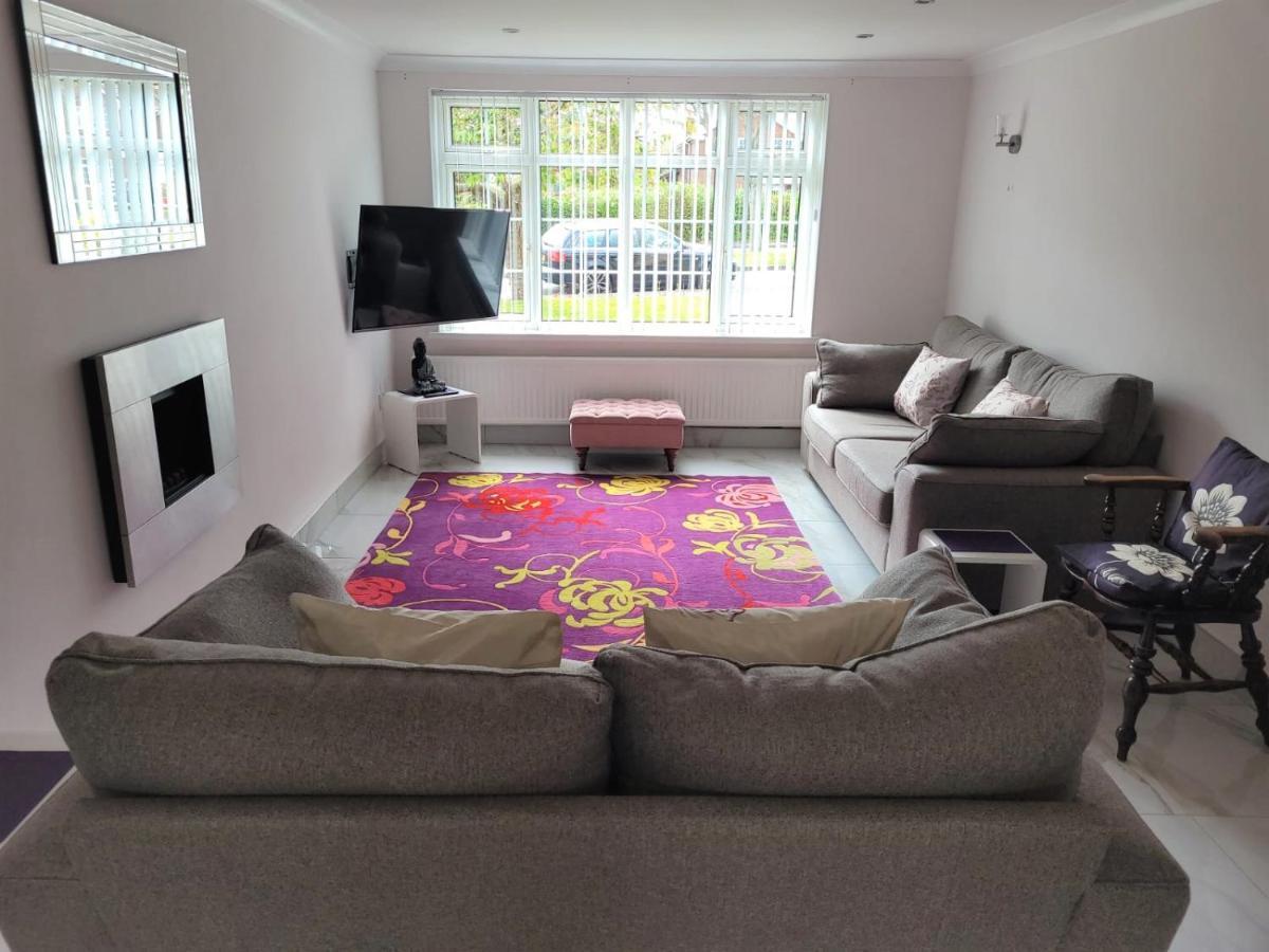 Smitten House 4 Bedroom RHYL Buitenkant foto